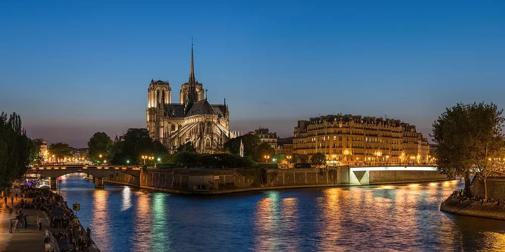 París