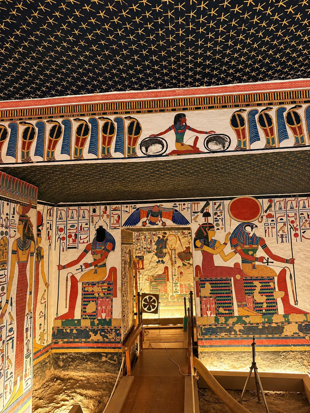 Luxor · Queens & Nefertari