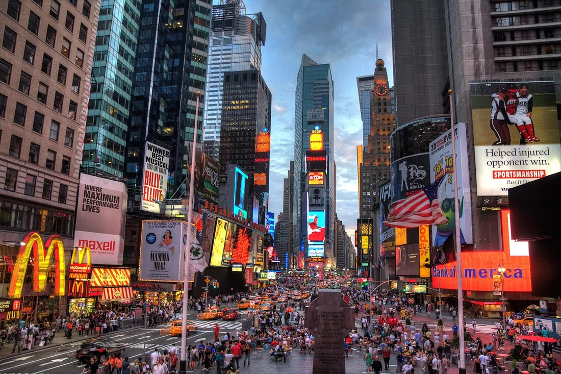 Manhattan landmarks walk